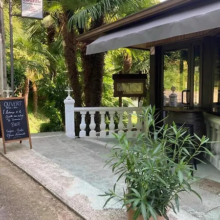 Auberge De La Goutille Bed & Breakfast *
